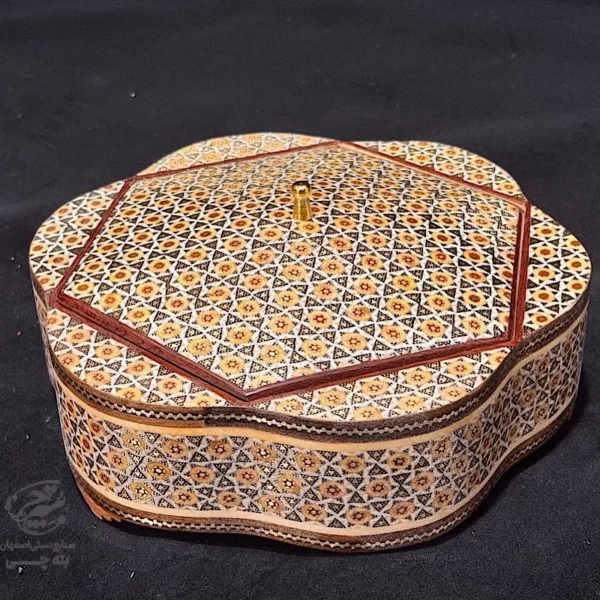 شکلات خوری خاتم کاری مدل پره وارو همراه با جعبه مخمل