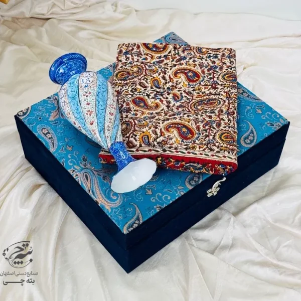 ست هدیه اداری گلدان مسی میناکاری و رومیزی قلمکاری