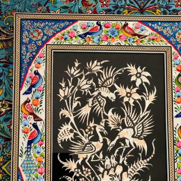 تابلو قلمزنی رومیزی با قاب خاتم کاری گل و بلبل 28در34