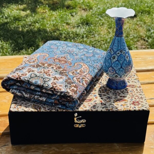 ست هدیه اداری ترمه و گلدان میناکاری 20 با جعبه قلمکاری
