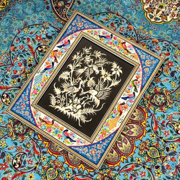تابلو قلمزنی رومیزی با قاب خاتم کاری گل و بلبل 28در34
