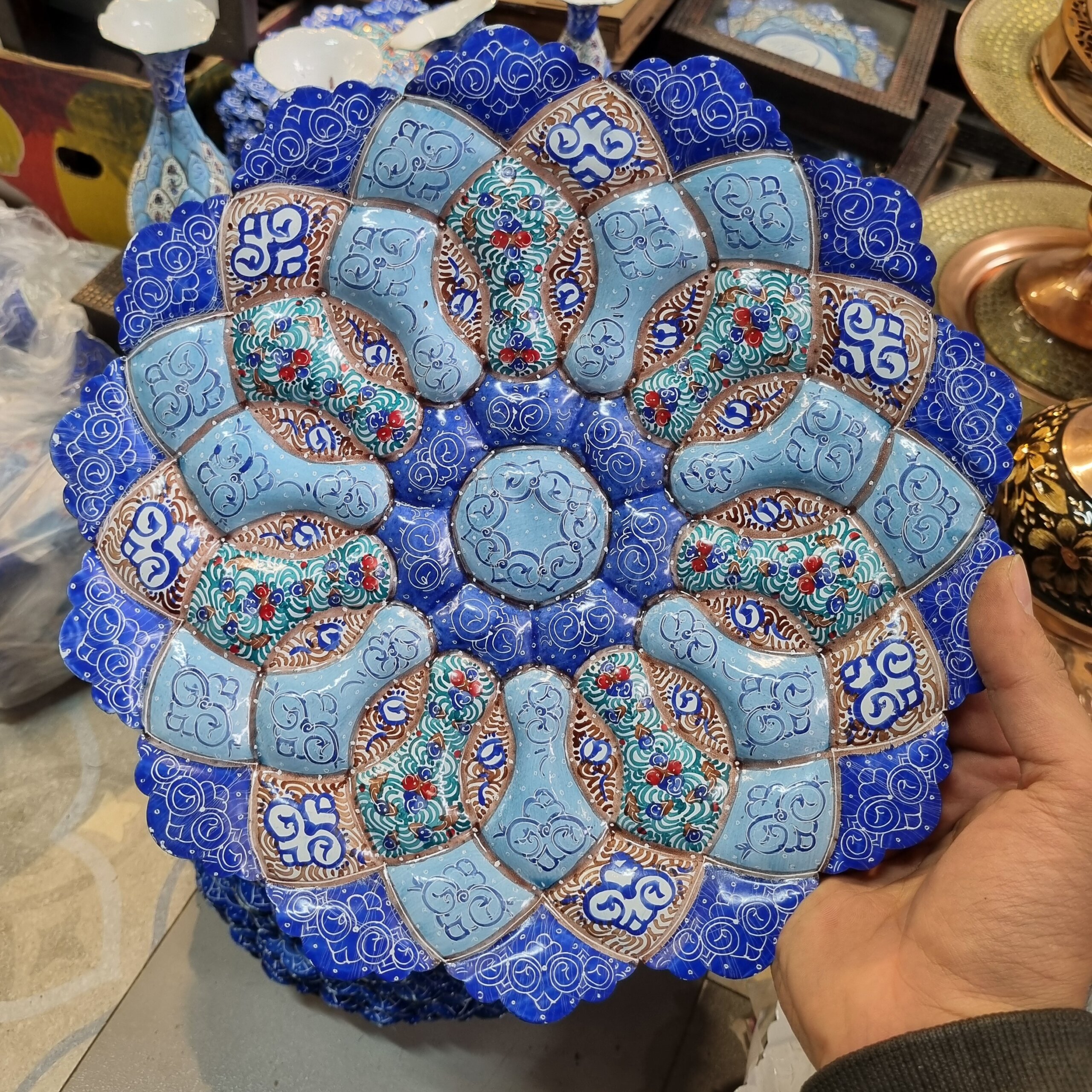 بشقاب میناکاری دیوارکوب 30 سانتی با جعبه سنتی