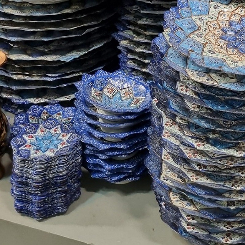 بشقاب میناکاری دیوارکوب 30 سانتی با جعبه سنتی