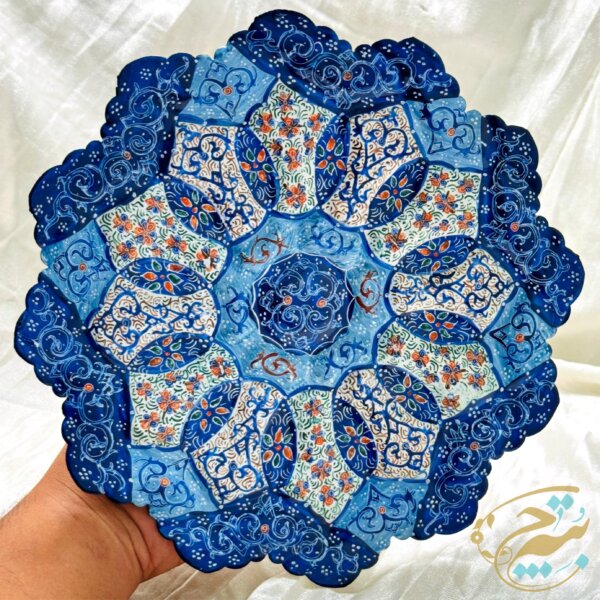 بشقاب میناکاری دیوارکوب 20 سانتی با جعبه سنتی