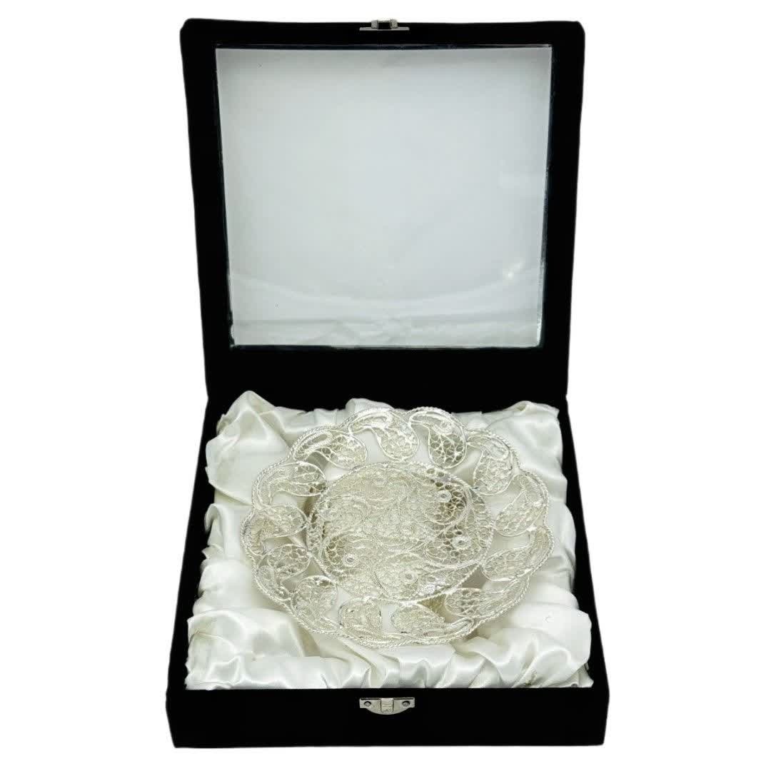 شیرینی خوری دورترمه به همراه جعبه مخمل