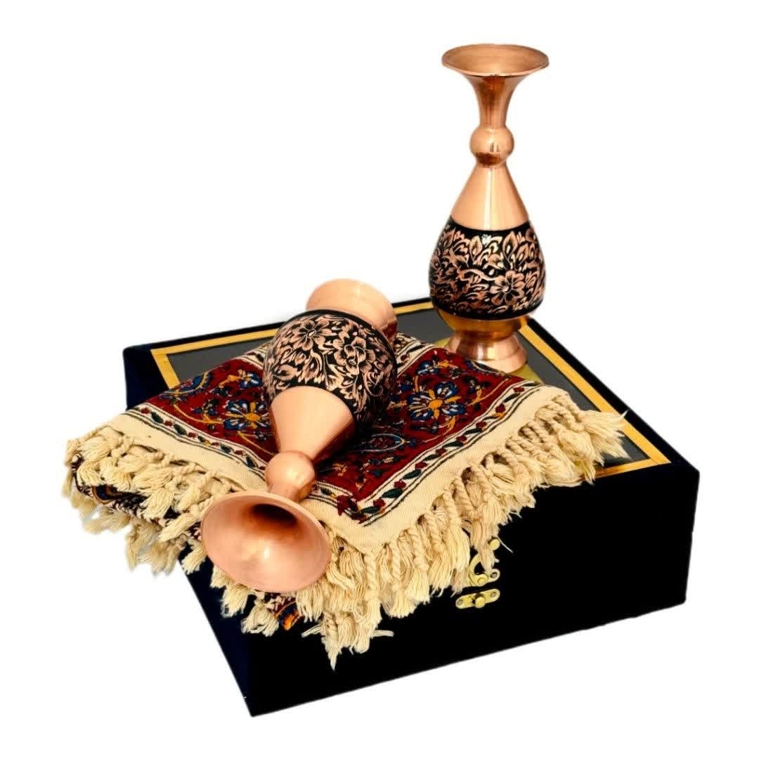 ست اداری رومیزی قلمکار با گلدان مسی الماس تراش 20