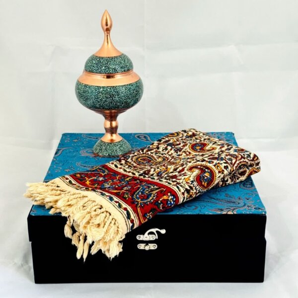 ست هدیه فیروزه کوبی شکلات خوری و رومیزی قلمکاری