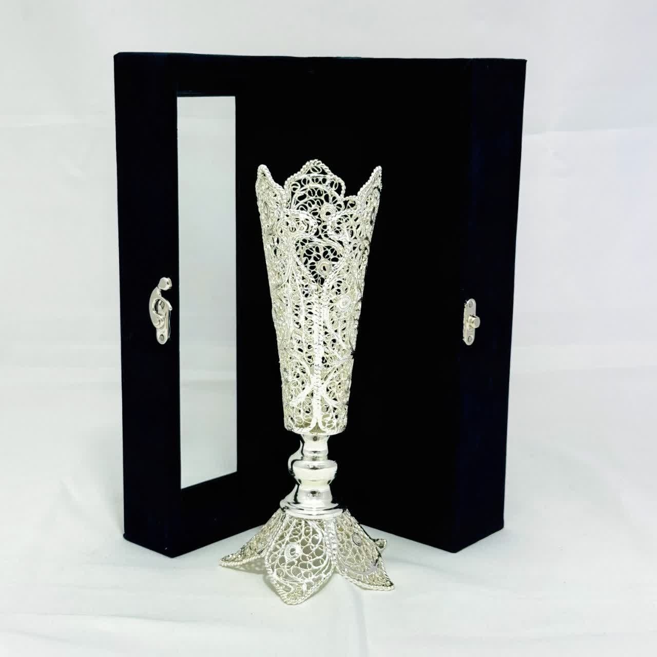 گلدان ملیله کاری با آبکاری نقره به همراه باکس هدیه نفیس(خرید مستقیم و بدون واسطه از تولیدی)