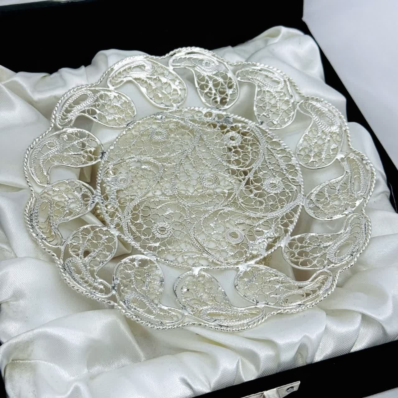 شیرینی خوری دورترمه به همراه جعبه مخمل