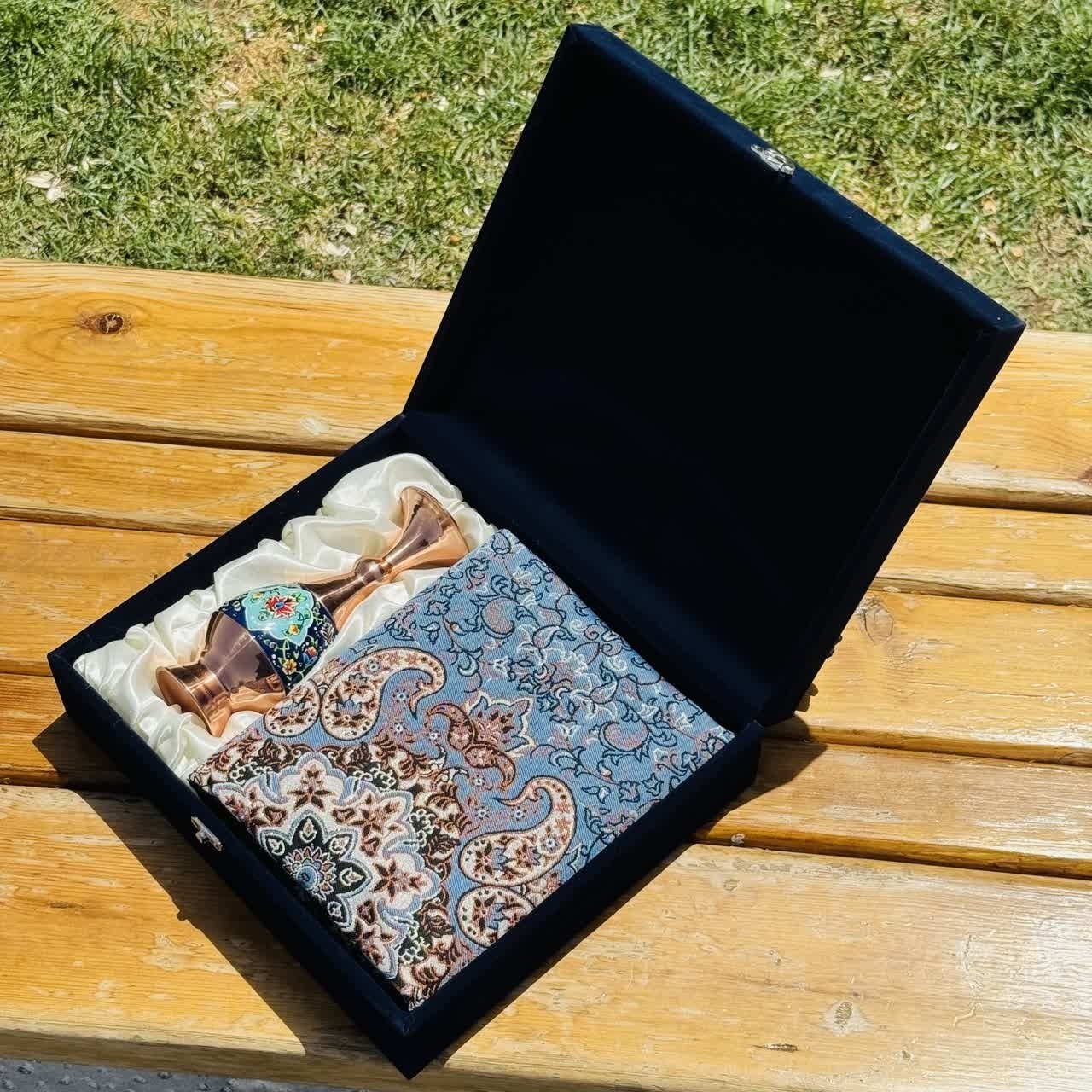 ست هدیه اداری ترمه و گلدان مسی پرداز 20 با جعبه قلمکاری