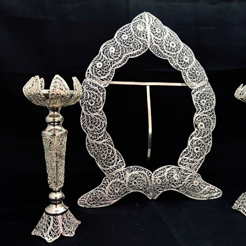 ظروف ملیله کاری قاب بیضی شماره پنج و شمعدان قلمی