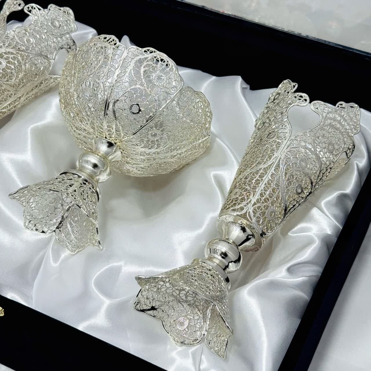 ست هدیه نقره گلدان ملیله کاری و قندان