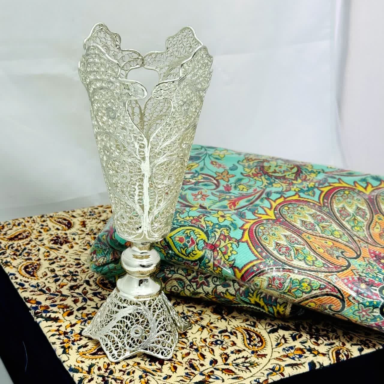 ست هدیه اداری گلدان ملیله کاری سایز بزرگ و ترمه