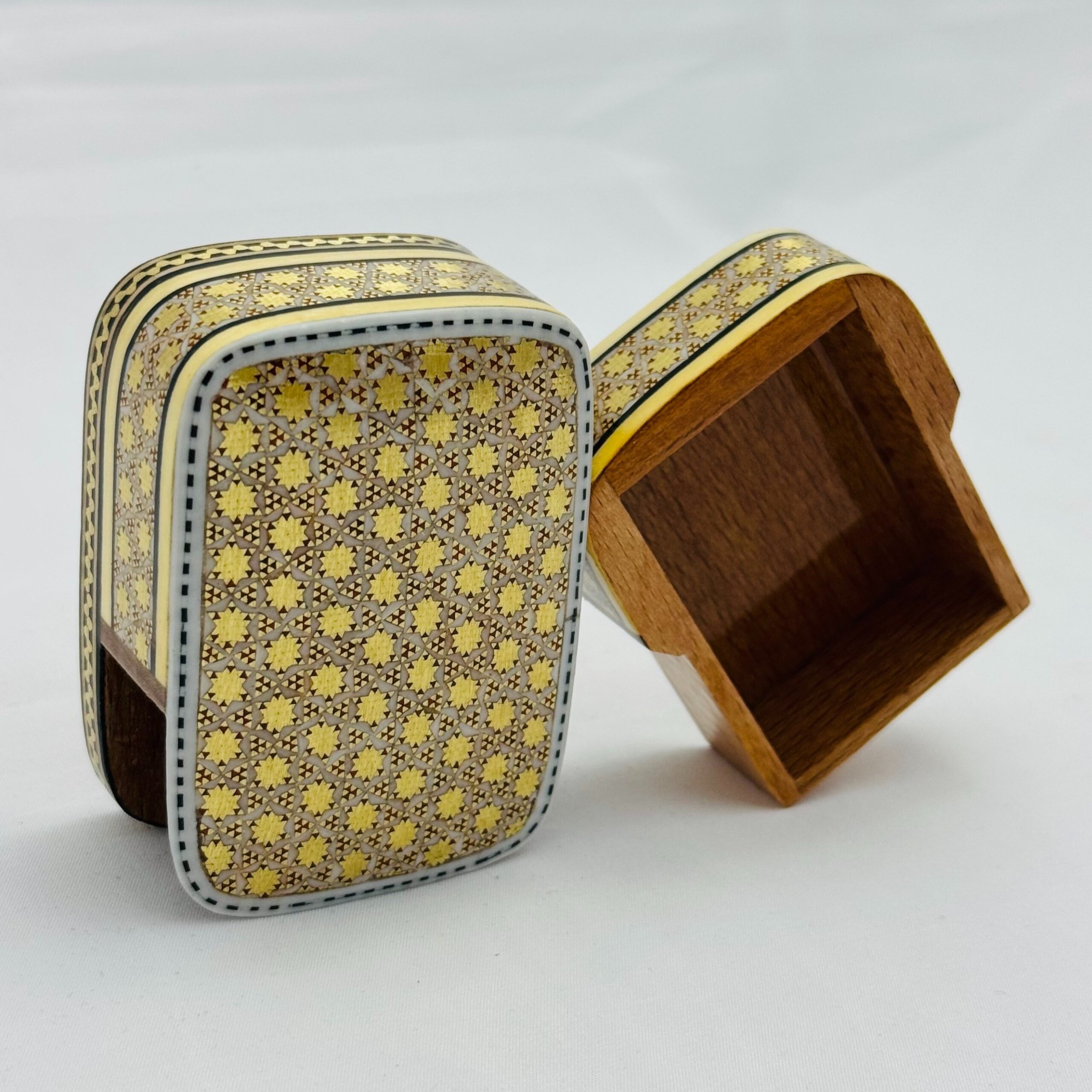 جعبه خاتم کاری کبریتی طرح شیشی