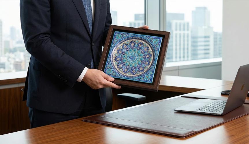 تندیس میناکاری اصفهان مناسب برای هدایای تبلیغاتی و سازمانی