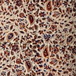 رومیزی قلمکار ممتاز طرح گل ریز سایز 1در1 - Image 4