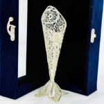 گلدان ملیله کاری نقره به همراه جعبه مخمل هدیه - Image 7