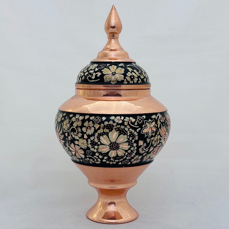 8hGXXSUcup90EqCJmRVkwBsEumQIzpW4CnV3DA7kcVm6q8ycI1.jpg شکلات خوری سیبی مسی الماس نقره 30سانتی متری - Image 1