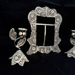 قاب آینه مستطیل شماره 2 و شمعدان اشکی ملیله کاری کوچک - Image 4