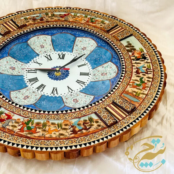 ساعت دیواری خاتم کاری گرد طرح چوگان - Image 3