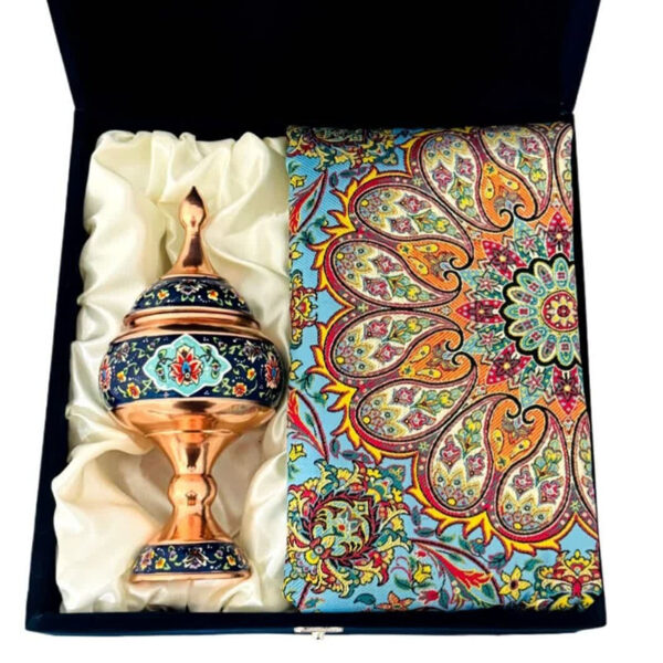 ست هدیه ظروف مسی پرداز ارتفاع 25 با رومیزی ترمه - Image 6