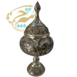 گز خوری (شکلات خوری پایه دار) قلمزنی مدل گل و مرغ برجسته  و چهره - Image 2