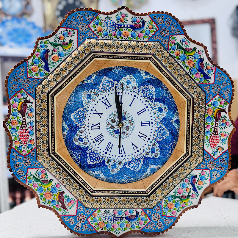 IMG_0051.jpeg ساعت خاتم کاری گل و مرغ با صفحه میناکاری بیسکوییتی - Image 1