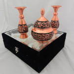 قندان مسی الماس تراش به همراه دوعدد گلدان ۱۶ - Image 6