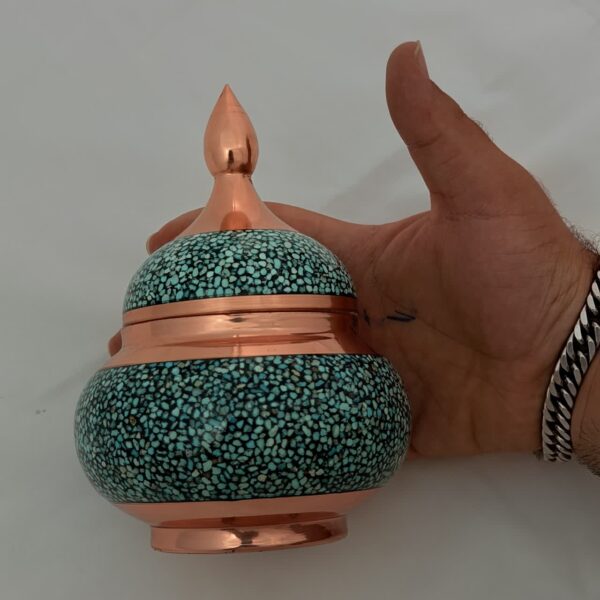 قندان فیروزه کوبی بزرگ ارتفاع ۱۷ به همراه جعبه مخمل - Image 2