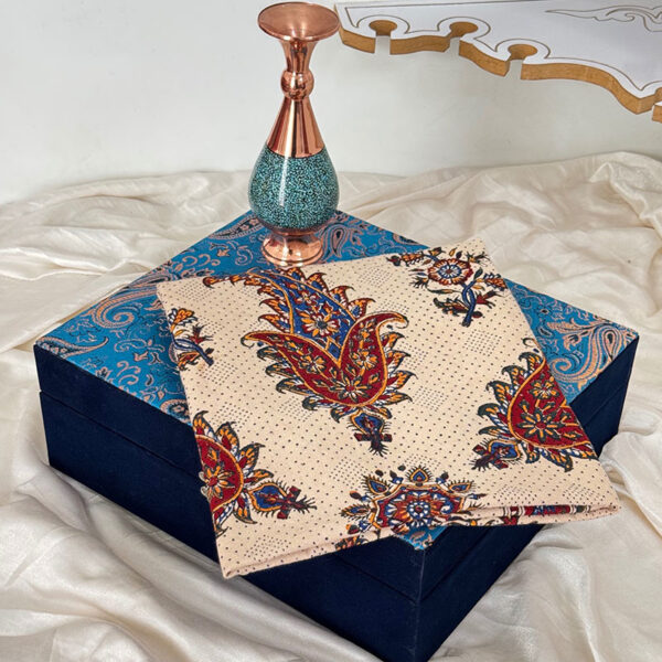 ست هدیه اداری گلدان مس و فیروزه 20 و رومیزی قلمکاری - Image 6
