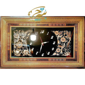 ساعت  چهارگوش  خاتم کاری  باصفحه جیر  و  پلاک قلمزنی  جدید