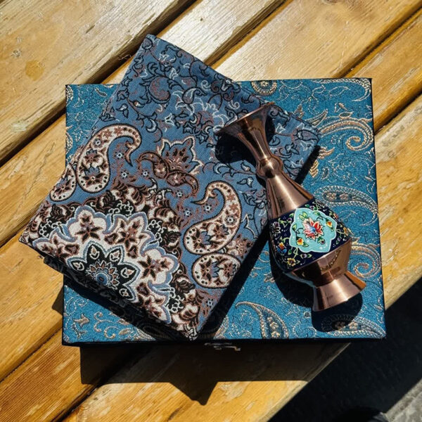 ست هدیه اداری ترمه و گلدان مسی پرداز 20 با جعبه قلمکاری - Image 5