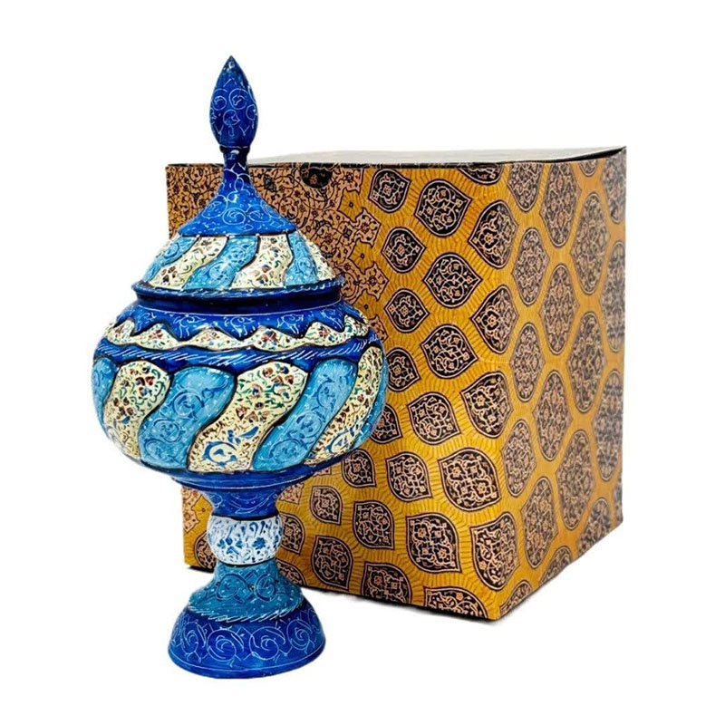 Uzzq5f57lgORuC1ZwMEM7ev9FUvdd1NfXsJmpwZgGXoFWipNC3.jpg شکلات خوری میناکاری به همراه جعبه سنتی - Image 1