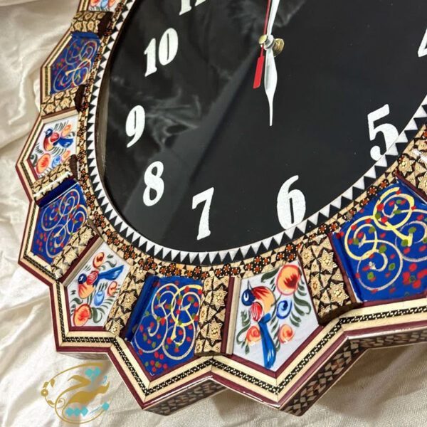ساعت  خورشیدی خاتم کاری  گل ومرغ باصفحه مشکی - Image 6
