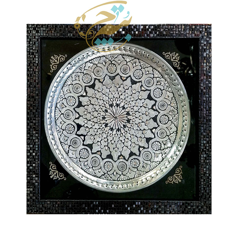 YinmOhbawudTsxgAoT2NQbyXhNeRm9eeU0H1x0hc2JAM8QMlUL.jpg سینی قلمزنی اصفهان - Image 1