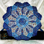 بشقاب میناکاری 25 سانتی با جعبه جیر - Image 10