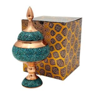 شکلات خوری فیروزه کوبی با جعبه سنتی