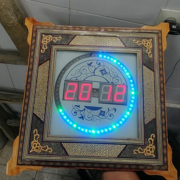 ساعت دیواری خاتم کاری دیجیتال مدل چهارگوش سایز  55در55 - Image 3