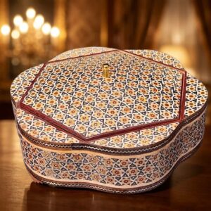 شکلات خوری خاتم کاری مدل پره وارو همراه با جعبه مخمل