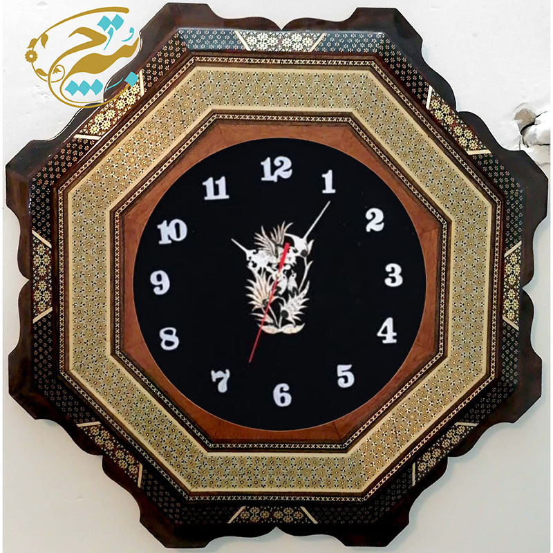 sidnj4RPXnvGD4e18fHqmrE8jlAot0ShWMsYuFJdvw3aaASoO0.jpg ساعت خاتم کاری دالبری شیشی با صفحه جیر مشکی - Image 1