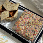 ست هدیه خاتم کاری ترمه و شکلات خوری سه درب - Image 5