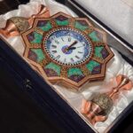 پک هدیه جفت گلدان و ساعت خاتم کاری - Image 3