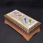 ست جعبه دستمال کاغذی و جا قاشقی با سطل خاتم کاری - Image 5