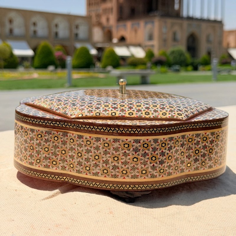 شکلات خوری گلی پره وارو قطر 21 2 شکلات خوری خاتم کاری چوبی طرح گلی پره وارو قطر21 - Image 1
