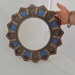 آینه خاتم کاری طرح اسلیمی با قاب خورشیدی - Image 2